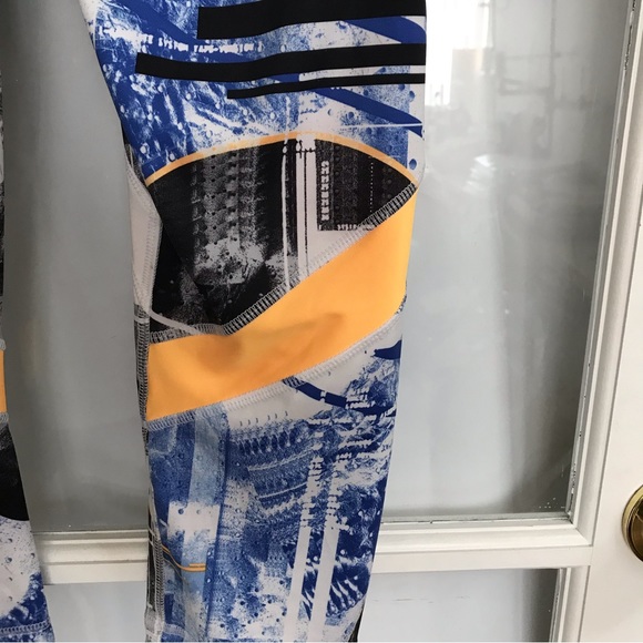 Reebok Speedwick Cropped Leggings Multicolour Abstract Print Size Small - Picture 7 of 7